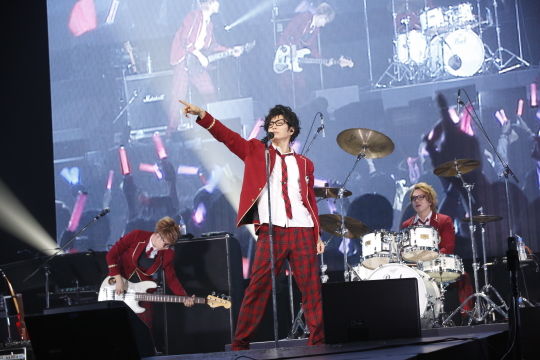 ライブステージ01