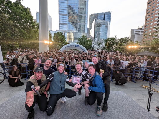 昨年ゴール地点には大勢のファンが集結