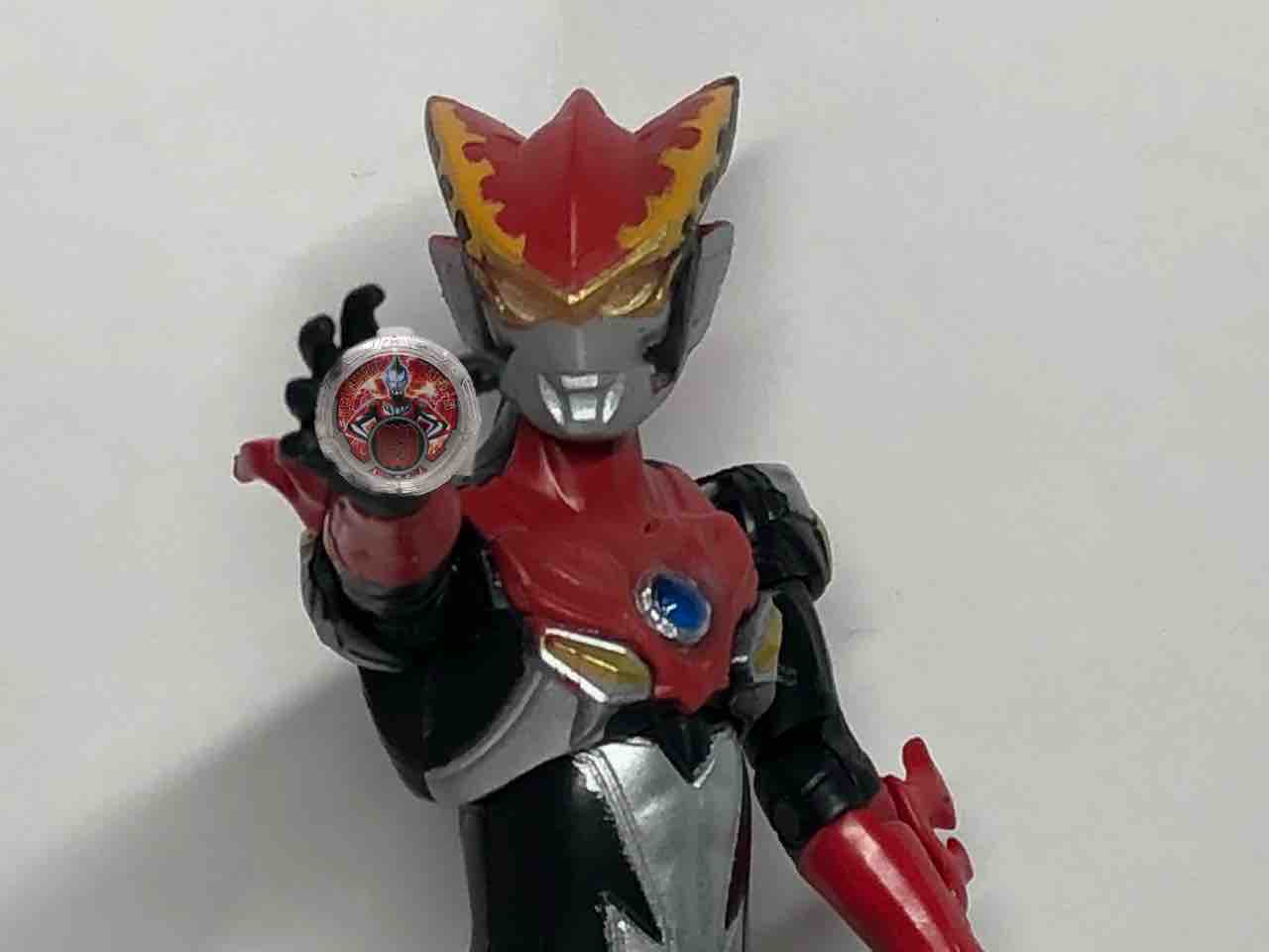 改造玩具紹介 超動ウルトラマンロッソ ワイルド 夜成玩具堂