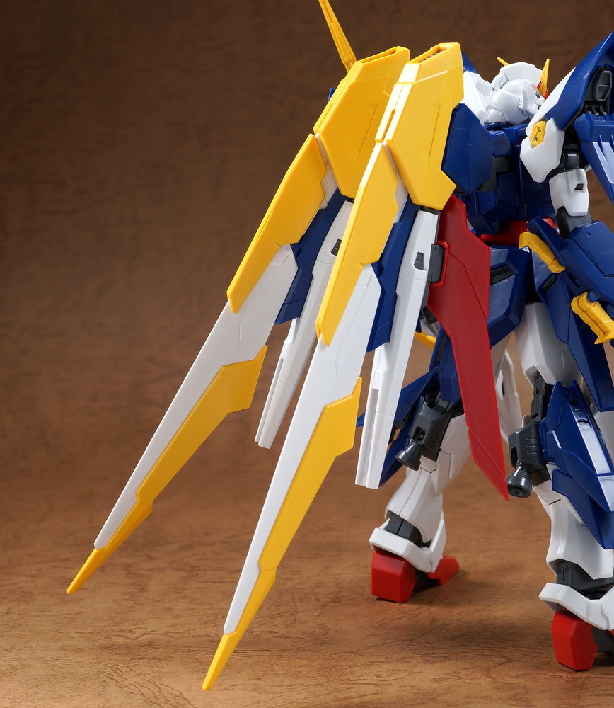 MG 1/100 フェニーチェリナーシタアルバ 製作03 パチ組みレビュー