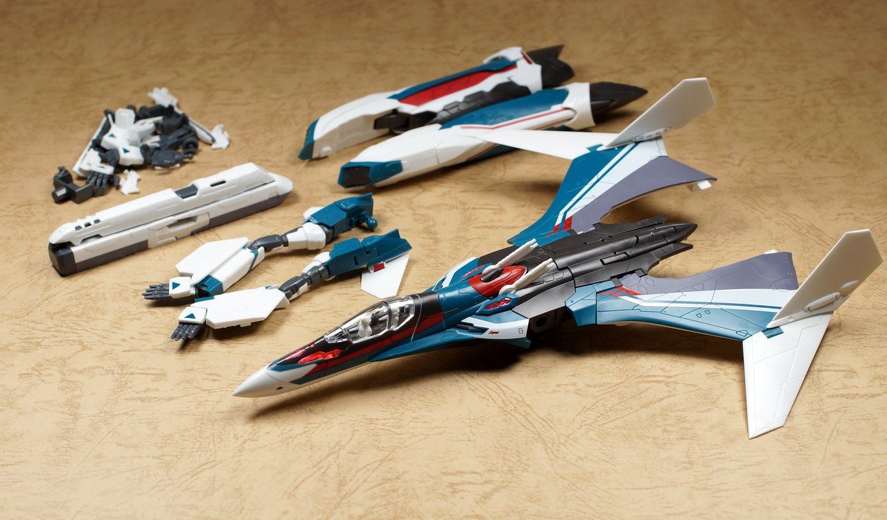 1/72 VF-31S ジークフリード（アラド・メルダース機） 製作02