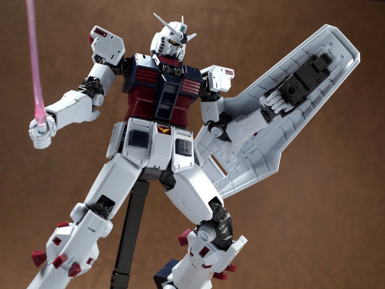 Mg 1 100 フルアーマー ガンダム Ver Ka Gundam Thunderbolt版 製作02 ガンダム本体完成 こーのーどちゃかてきんl 立体版