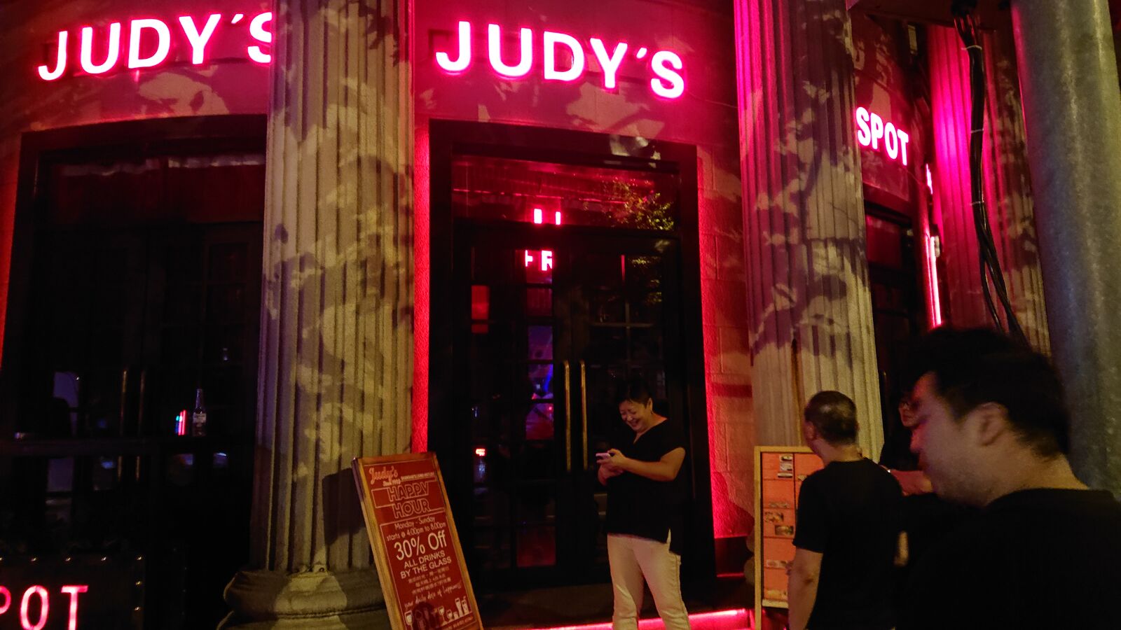 上海 Judy S 外国人おっさん向けナイトクラブ Hogehoge2929のblog 上海 Judy S 外国人おっさん向けナイトクラブ Hogehoge2929のblog