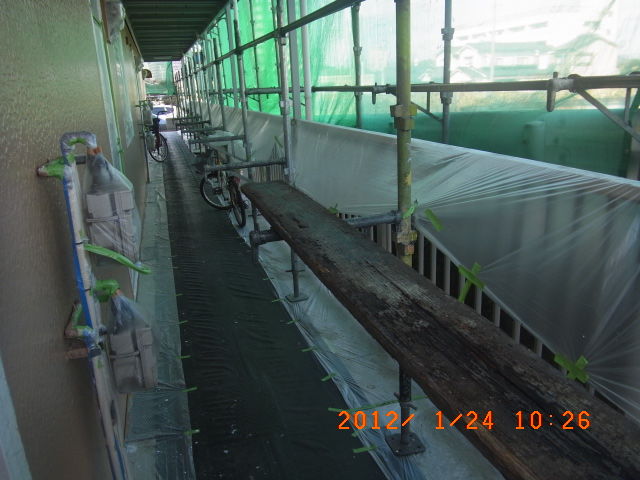 R0011407