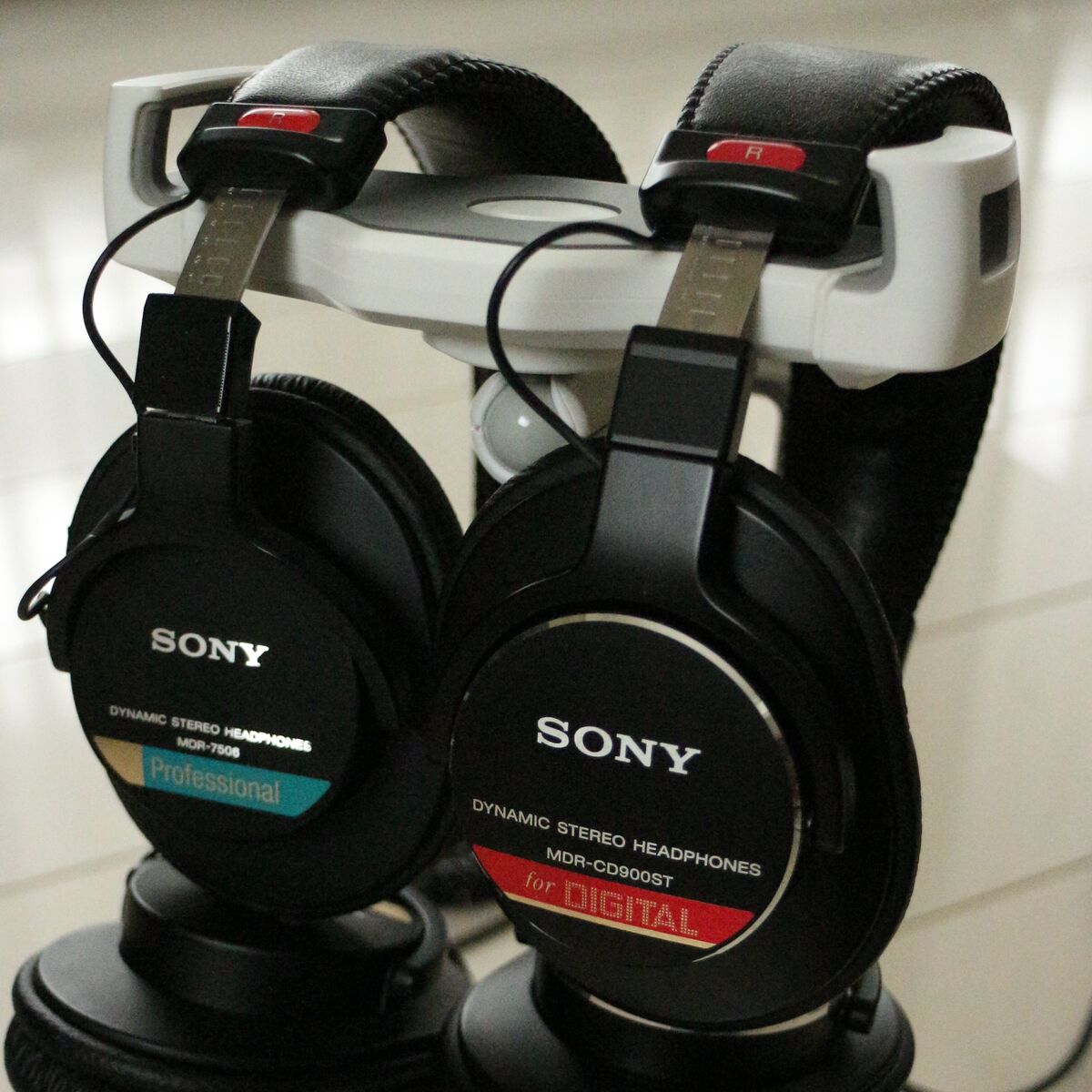 話題のchatGPTも教えてくれない!モニターヘッドフォン「SONY MDR