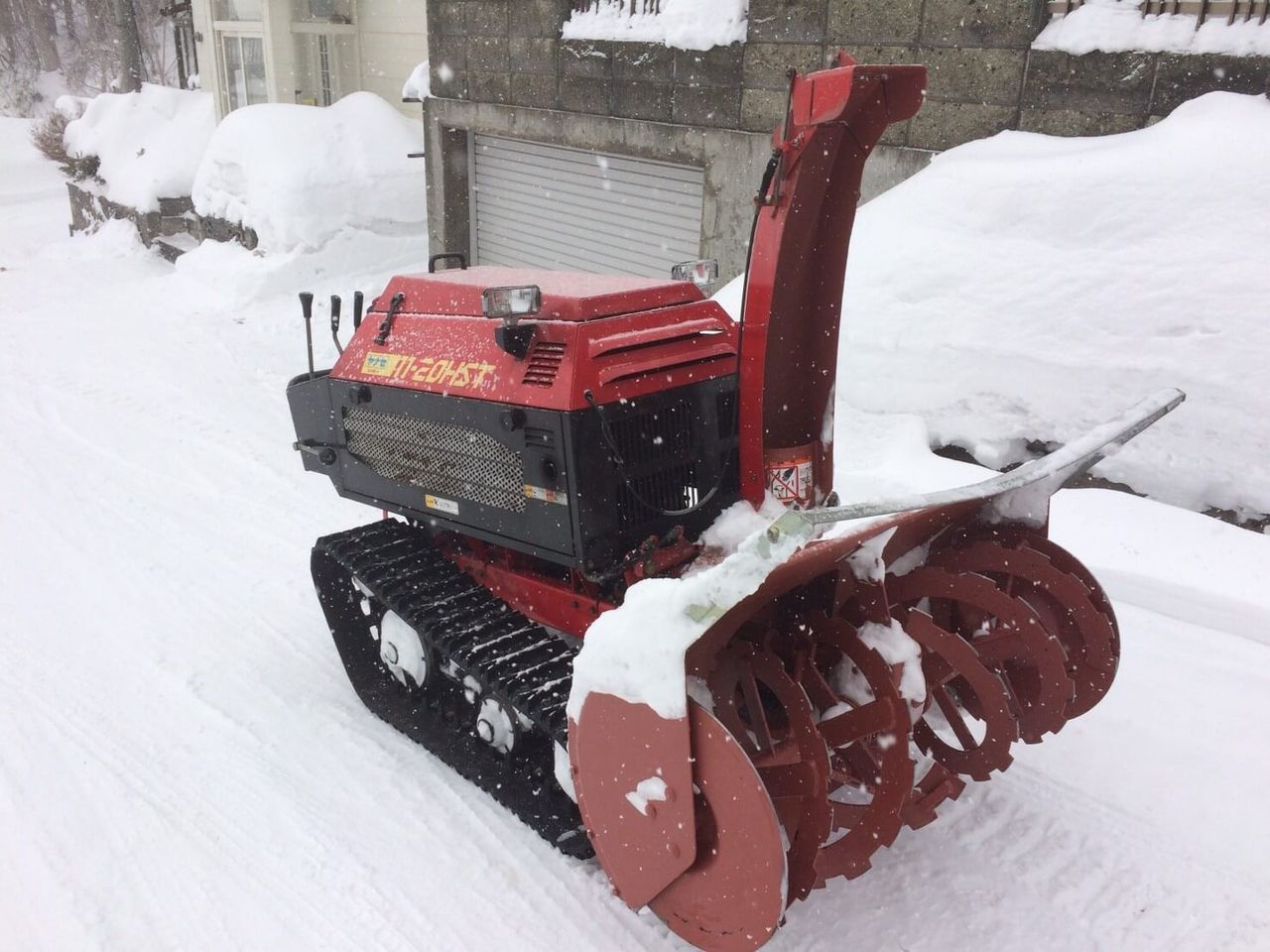 除雪機 修理、販売しています。