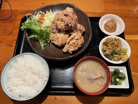 6三五食堂からあげ定食