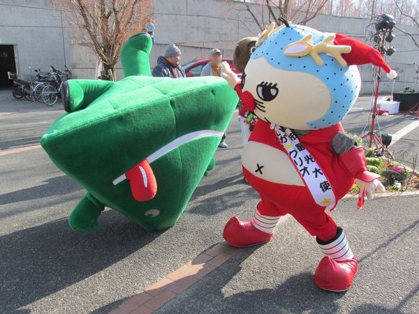 ペロリン 北摂百貨天 ご当地キャラ展示室 ペロリン 北摂百貨天 ご当地キャラ展示室