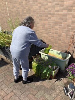 2616A2D5-DDB4-43AA-A4F0-B9D6021B15D1