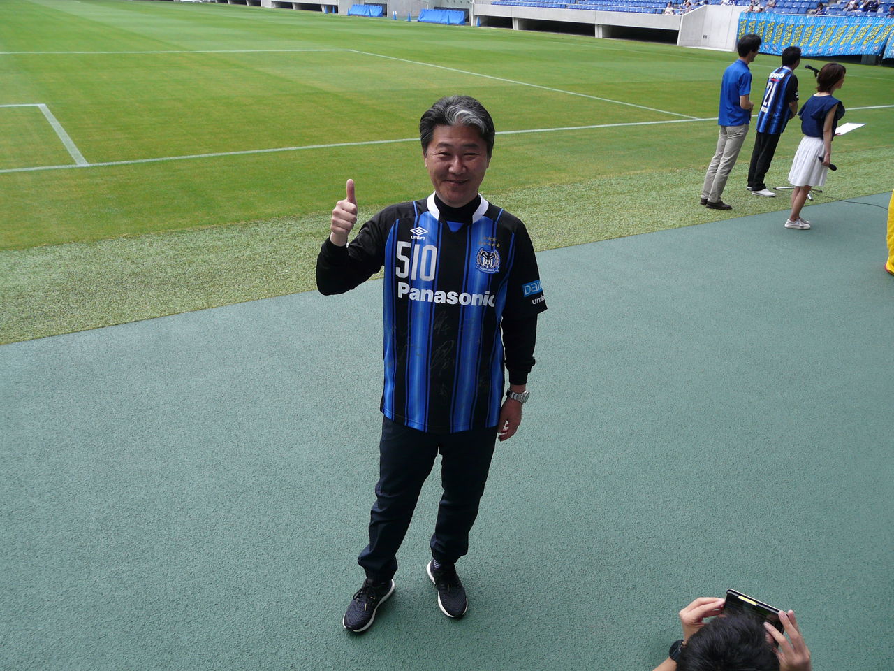 吹田スタジアムのパブリックビューイングに行ってきた ほくせつ青黒トピック 16 ほくせつ青黒つーしん ほくつー ガンバ大阪でホームタウンを盛り上げるための情報サイト 吹田スタジアムのパブリックビューイングに行ってきた ほくせつ青黒トピック 16 ほくせつ青黒つーしん ほくつー ガンバ大阪でホームタウンを盛り上げるための情報サイト