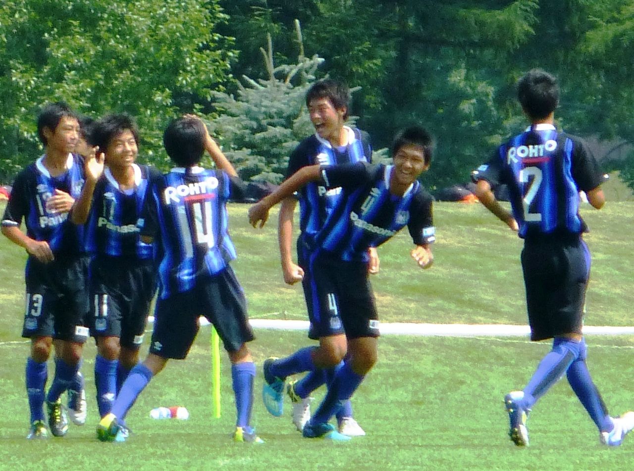 U 15 チーム ガムシャラ 彼の地にて 斯く戦えり 第3話 クラブユース選手権全国大会 アカデミー便り 15 ほくせつ青黒つーしん ほくつー ガンバ大阪でホームタウンを盛り上げるための情報サイト