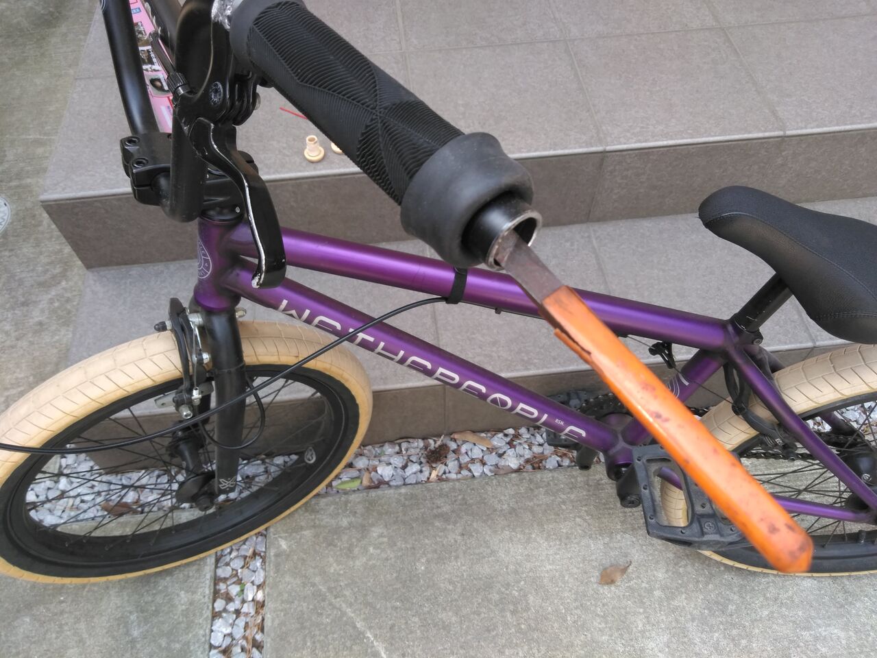 すぐにお届け 送料込 スケボー BMX ジャンプ台 完成品 高さ250mm スケボー