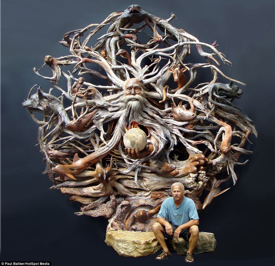 アナタが神か 流木を切り分け手掛けた芸術的な彫刻作品が あまりにも神々しい ホラね 心の隙間を埋める恐怖通信