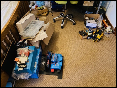 旦那の私物まみれ