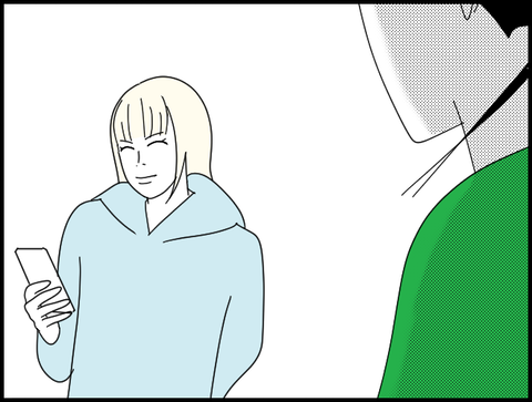 モモカを見つめる母