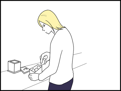 紅茶バッグを補充