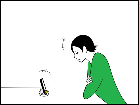 友人と話すホリー