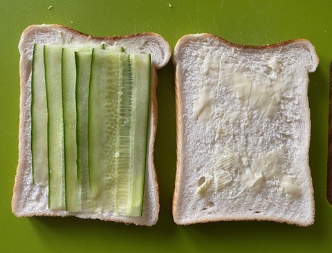 パンに乗せる