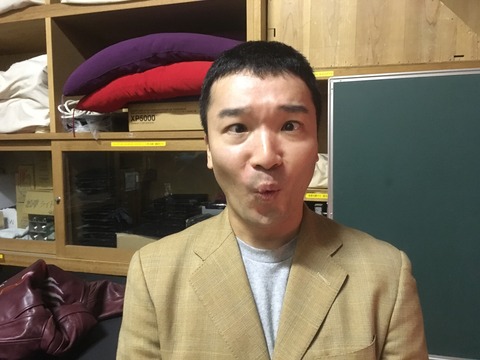 C1290636-DBBD-4EBE-AB67-3ED9AE3143E1