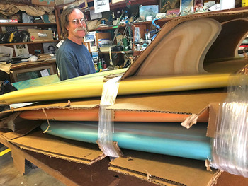 Steve-packing-Holysmoke-order-10-2018_5364-sm