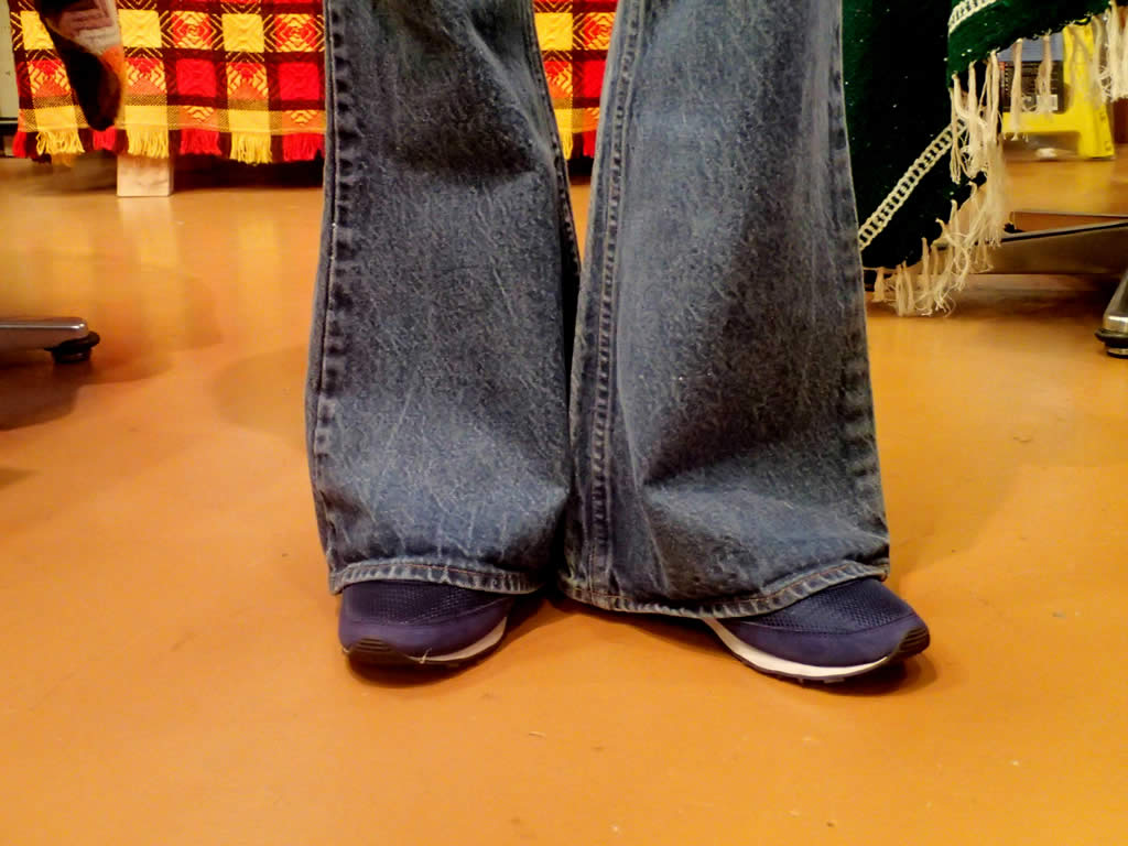 Used Denim Pants : HOLYSMOKE Used Denim Pants : HOLYSMOKE