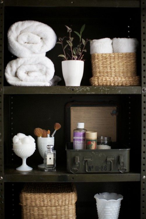 practical-bathroom-storage-ideas-15-500x750