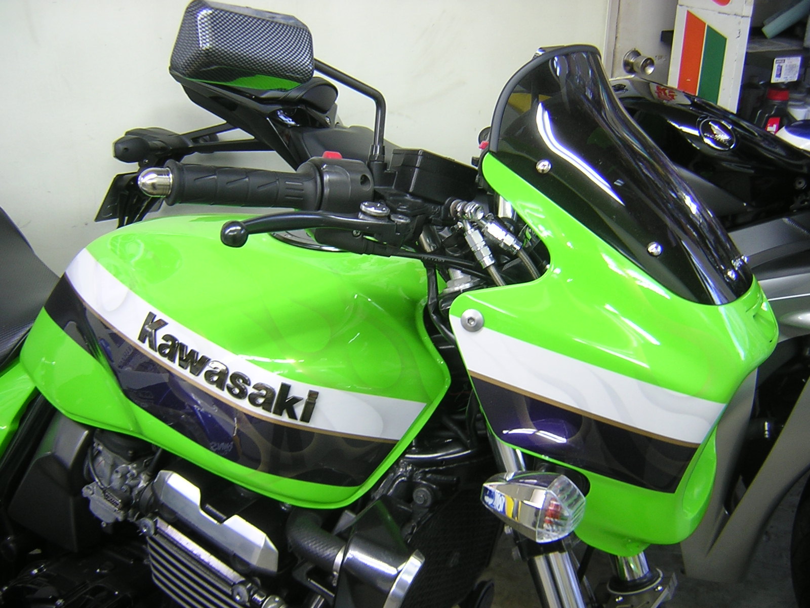 zrx1100フレアラインタンク！ zrx1100フレアラインタンク！