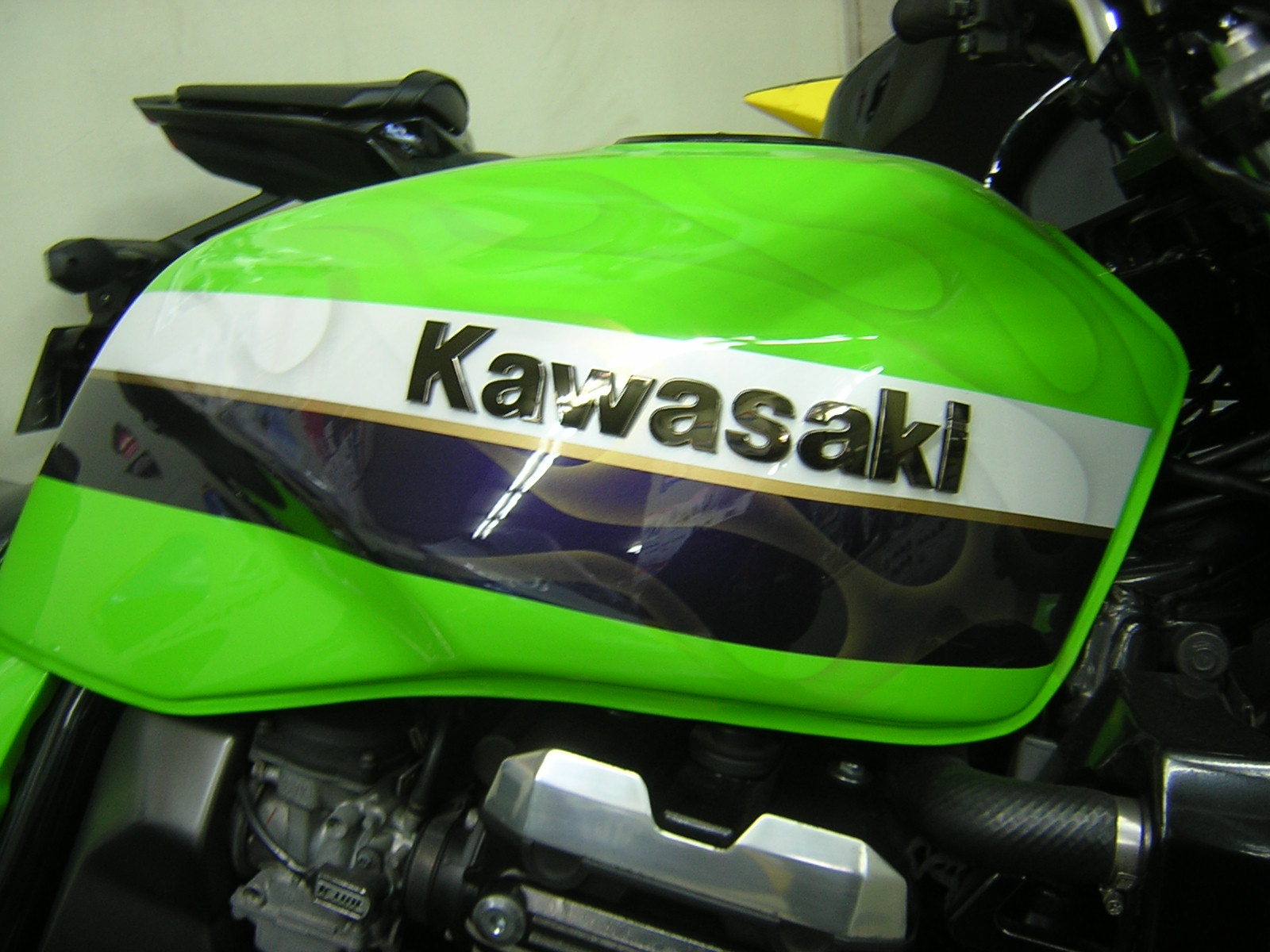 zrx1100フレアラインタンク！