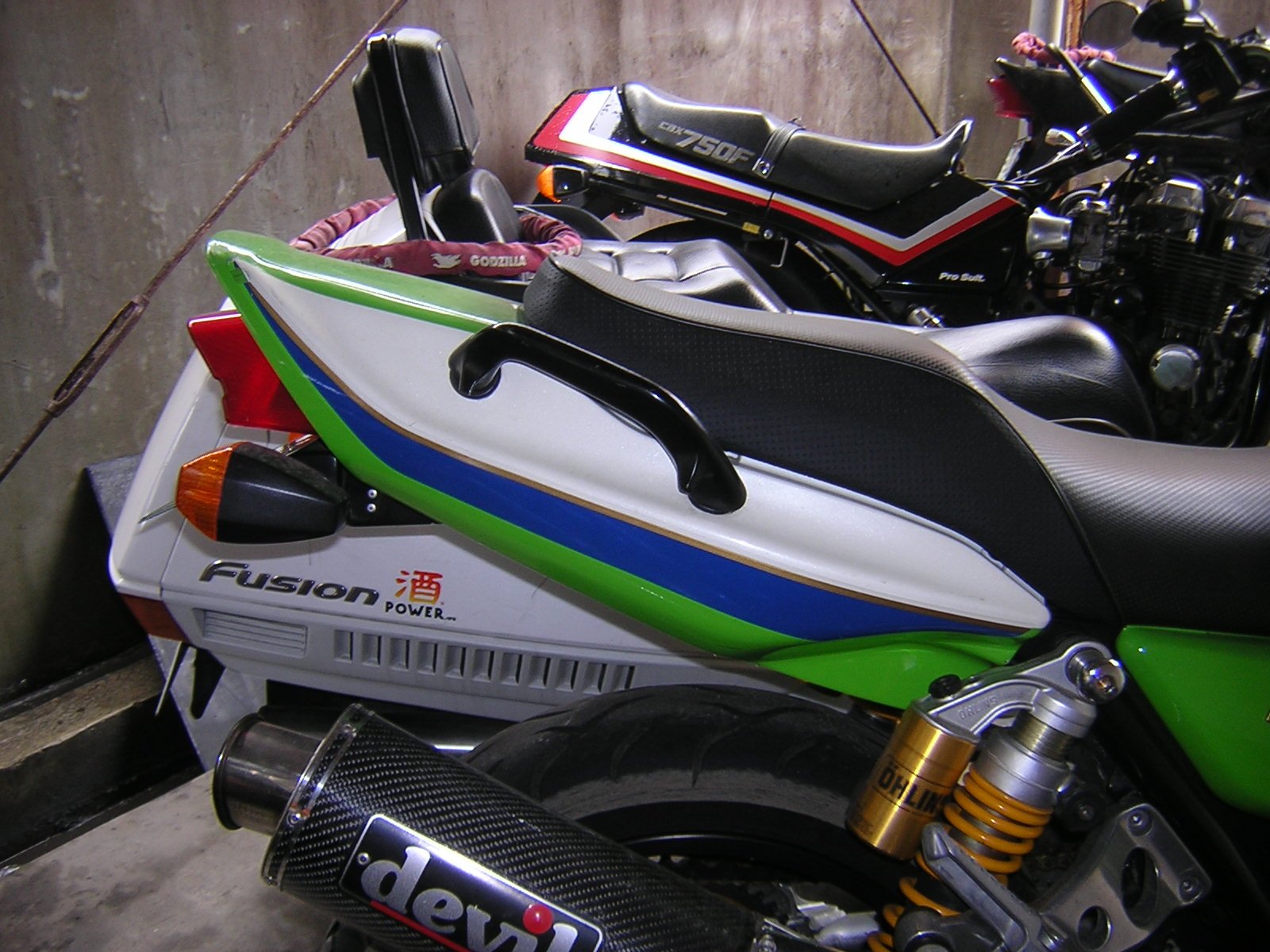 zrx1100フレアラインタンク！ zrx1100フレアラインタンク！