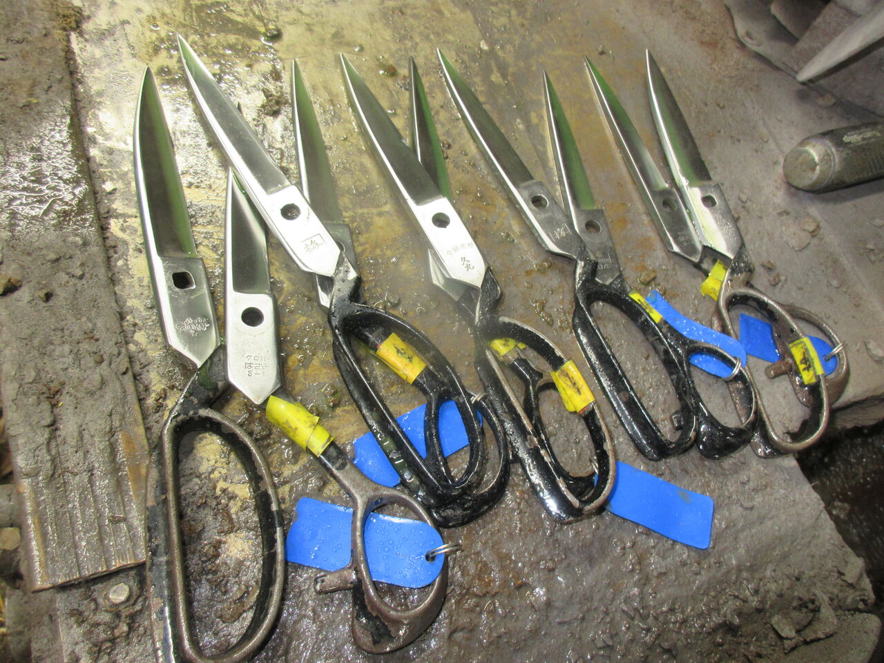 ハサミ研ぎ どっさり 羽生市本田ゆたかのブログ 刃物研ぎ 羽生市 本田刃物店