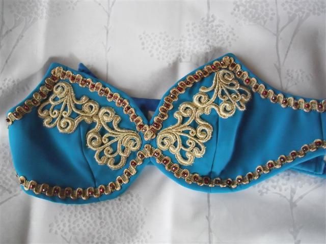 海賊 ワンピースタイプ 手作りの記録 バレエ衣装と毛糸と布と