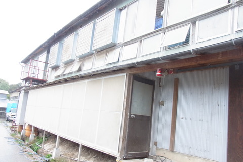 ウインドレス鶏舎