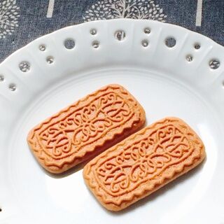 ブルボン カラメリー シナモン&キャラメル クッキー ビスケット