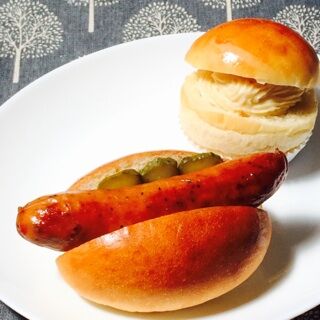 aqui アキ 燕市 パン屋