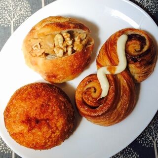 弥彦　パン屋　ル・ラパン　大鳥居