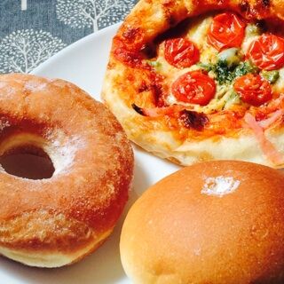 パイボンネン　新潟県　燕市　パン屋