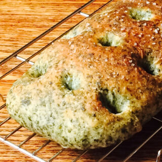 青のりバターフォカッチャ　池田愛実　レシピ　こねずにできる