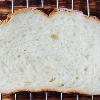 ミルクハース　世界一作りやすい本格おうちパン　鈴木あつこ