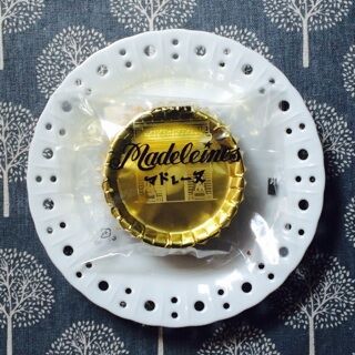 ハニーマドレーヌ　飴屋本舗　燕市