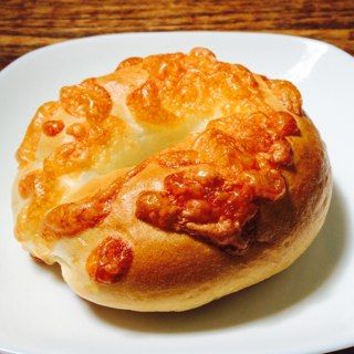 パイボンネン　もちもちチーズベーグル