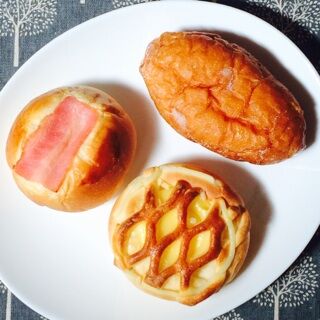 ホームベーカリー中村屋 燕市 パン屋 メニュー