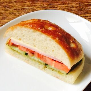 基本のフォカッチャ　池田愛実　レシピ　こねずにできる