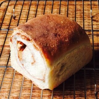 シナモンロール風のミニ食パン 藤田千秋 レシピ こねない