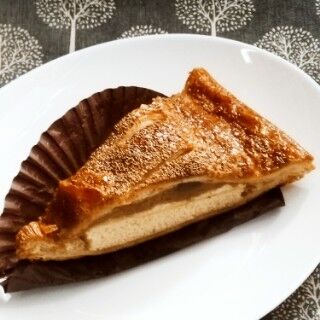 和栗のフロマージュタルト　パイボンネン　燕市