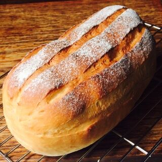 ミルクハース　世界一作りやすい本格おうちパン　あつあつパン教室