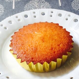 ハニーマドレーヌ　飴屋本舗　燕市