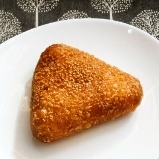 豚まんドーナツ　パイボンネン　燕市　パン屋