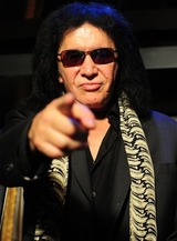 【音楽】大御所バンドKISS、「ガガ以外の若手はゴミ拾い」［12/08/24］