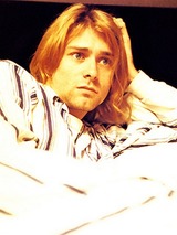 【音楽/自動車】カート・コバーンのイラスト付きツアーバン、2度のオークション出品で値がつかず [12/04/13]