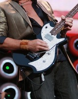 【音楽】米ラウド系サイトが「ギタリストの“いっちゃってる顔” Best15」を発表